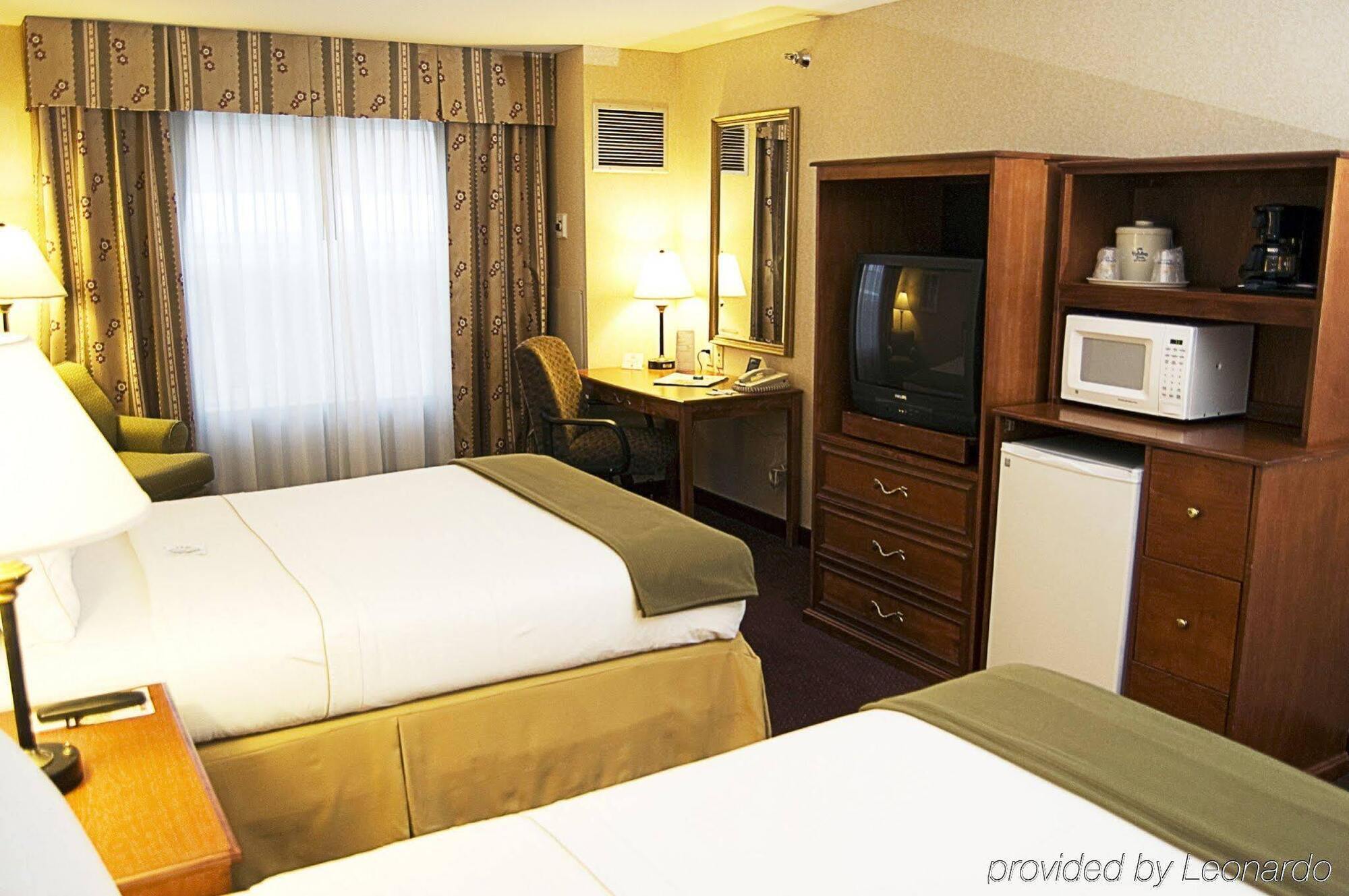 Holiday Inn Express Hotel & Suites White River Junction By Ihg Zewnętrze zdjęcie